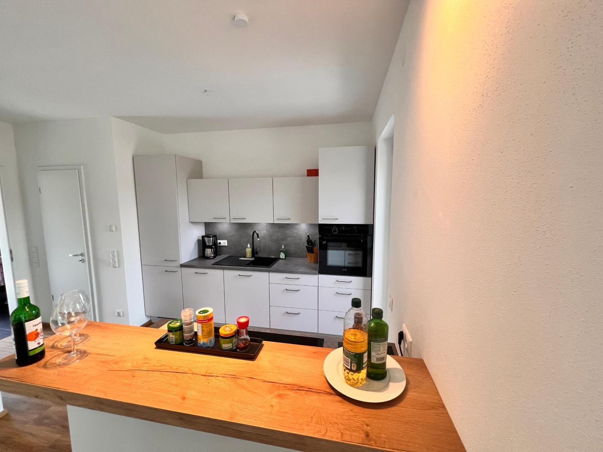 Modernes City-Apartment - Top-Lage In Nuernberg Eksteriør billede